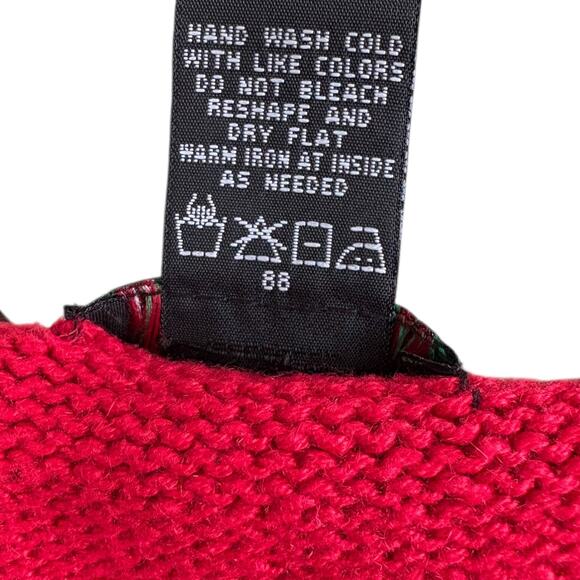 Vintage Christmas Embroidered Beaded Red Knit Vest L Grandma Old Money Preppy - Picture 5 of 7